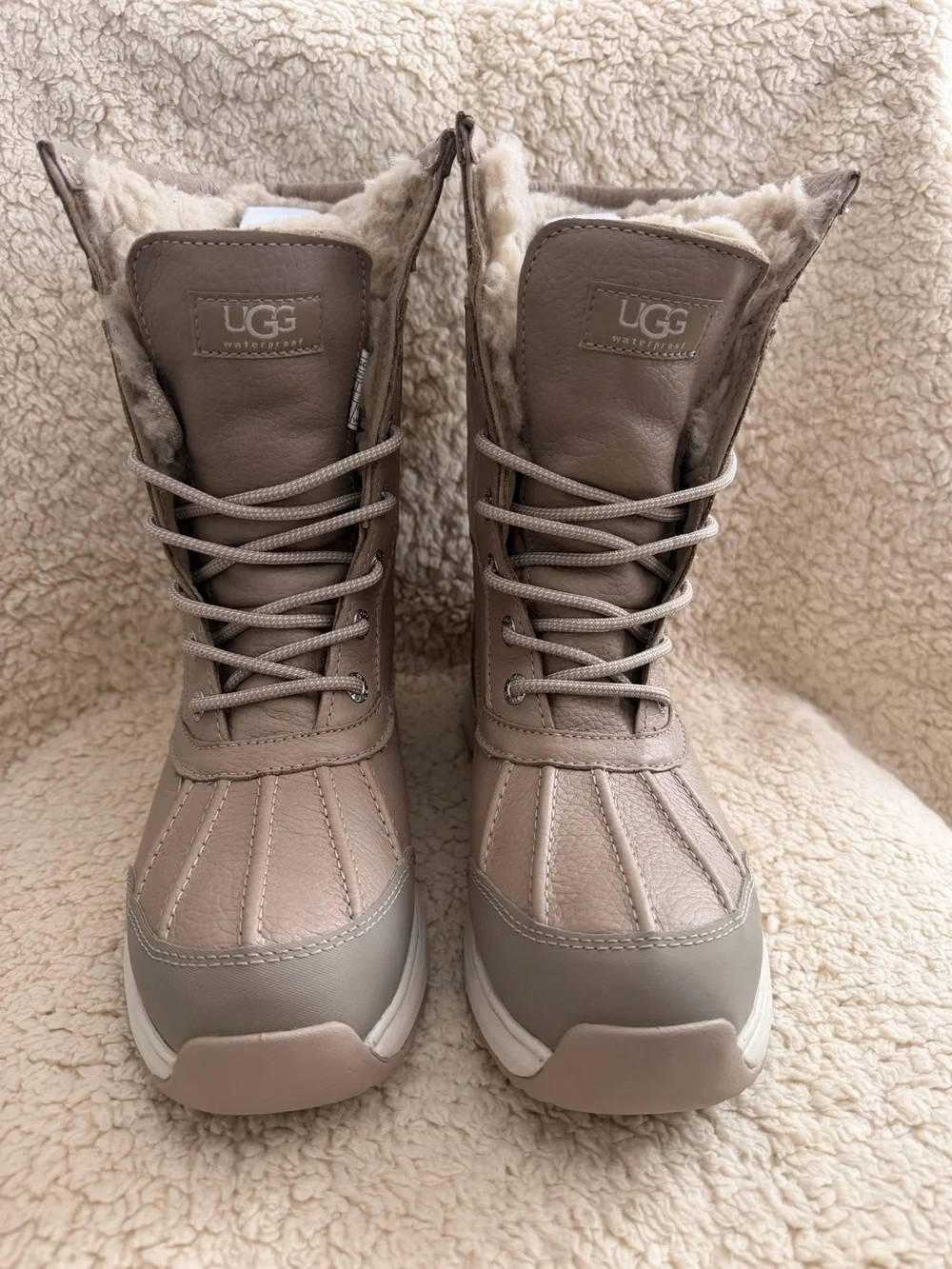 UGG Adirondack III Mustard Seed